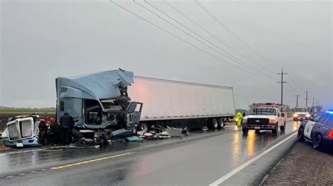 One Pronounced Dead after Car Crash on Highway 99 [Modesto, CA]